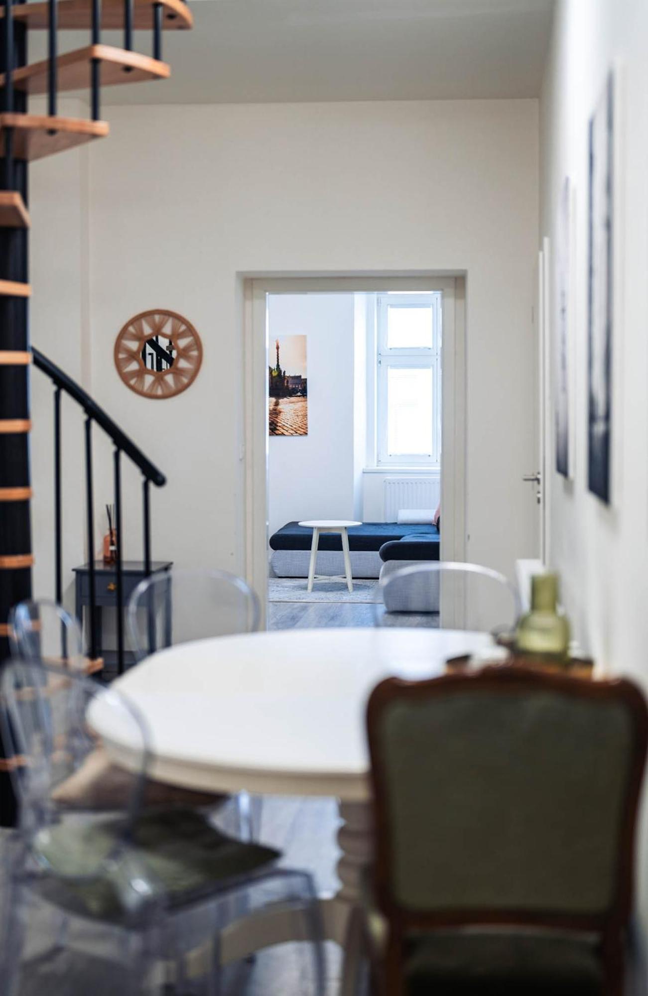 Silvie Apartments - Wurmova ออลอโมตซ์ ภายนอก รูปภาพ
